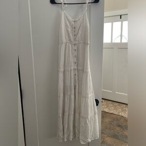 Elegant White Maxi Dress